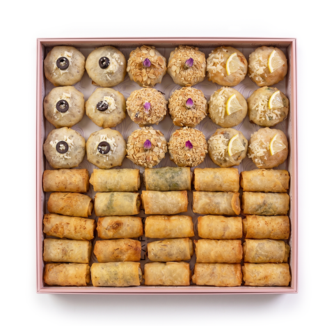 Mix Platter (43 pcs) (18 pastilla + 25 spring roll)